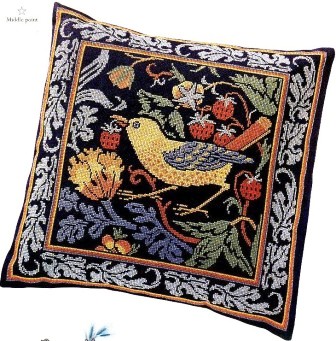 Декоративные подушки - Strawberry Thief.jpg