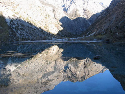 Особенности жизни в Средней Азии. - луное озеро.jpg