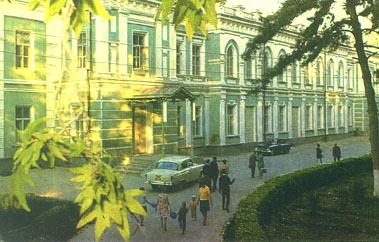 Особенности жизни в Средней Азии. - дом Скобелева. Ныне драм.театр.jpeg