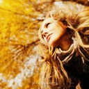 Аватарки. Наши интернет-лица - _Devuka_na_fone_jeltih_derevev.jpg