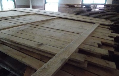 Храм Святителя Николая срочно нуждается в вашей помощи  - Лесоматериал.jpg