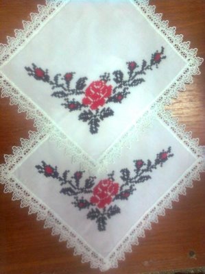 Помогите найти схемы вышивки венчальных платочков - Фото0256.jpg