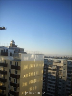 простите, вид из окон не очень, сплошная стройка,но суть, я думаю, ясна:)