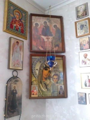 сам святой угол:)