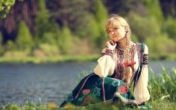 Женские народные костюмы - 1.jpg