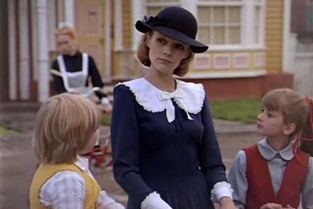 На кого в детстве вы мечтали быть похожей?  - meri-poppins.jpg