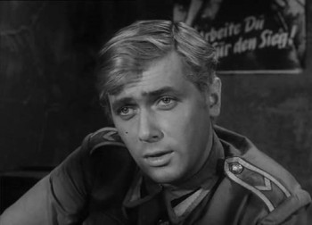 На кого в детстве вы мечтали быть похожей?  - 4.tankista.i.sobaka.14.nad.shluzom.avi.image3.jpg