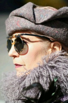 Зрелый возраст как повод ... - LcICQYQfF2Y.jpg