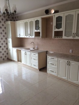 Кухонный гарнитур. Дизайн, цвет... - кухня классика.jpg