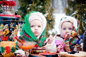 Продолжаем лакомиться блинами!:)