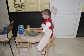 Чем сегодня занимались ваши дети? - H6Mp7y6VR3A.jpg