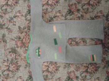 Это детское. У подружки двойня, учусь для них шить))