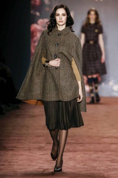 О стиле - 49_WATSON-CAPE_CAMBRIDGE-SKIRT_chocolate.jpg