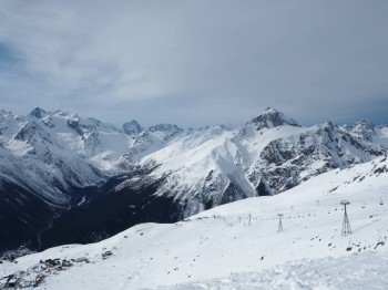 видны столбики подъемника