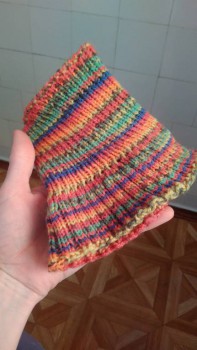 Эта первая, здесь еще видно дырки на прибавлениях