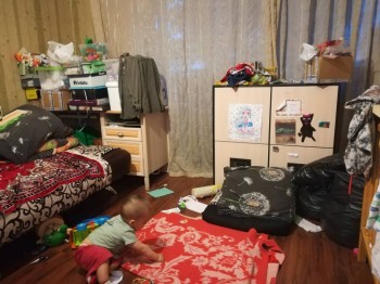 Вот так всё по коробочкам и мешкам (((