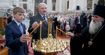 УЧИТЕЛЬ И ОДНОКЛАССНИКИ ПРОТИВ ПРАВОСЛАВИЯ. ЧТО ДЕЛАТЬ? - lukashenko_hram_5.jpg