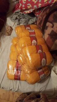 Это полушерсть. 1500 гр