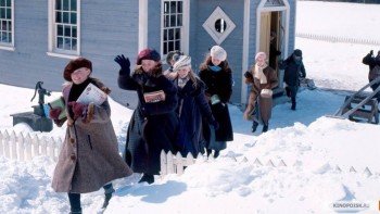 Что посмотреть? Посоветуйте хорошие рождественские фильмы. - kinopoisk.ru-Road-to-Avonlea-2949499.jpg