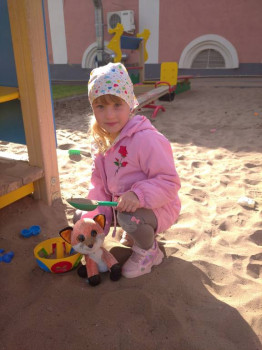 Одеваемся уже теплее)))