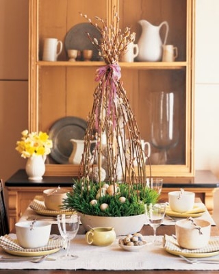 Пасхальный сувенир-яичко с вышивкой - pashalnyi-stol-4.jpg