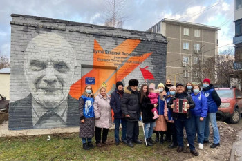 Посмотри .. стрит-арт - GHMqpc9Ajrg.jpg