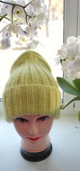 Вот так смотрится на голове.