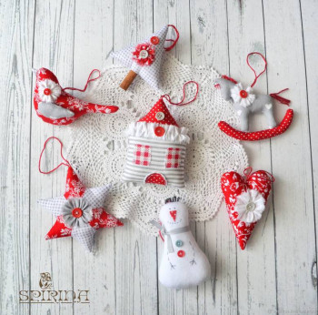 Эти ужасные новогодние поздравления - a678848b200656542c8999043cr0--kukly-i-igrushki-tekstilnye-elochnye-igrushki-1.jpg