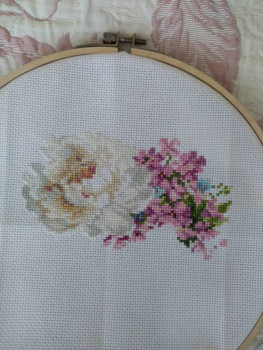 Вышивка в процессе - 1718687828424.jpg