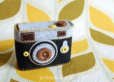 Любимые лоскутики :  - felt-camera-09.jpg